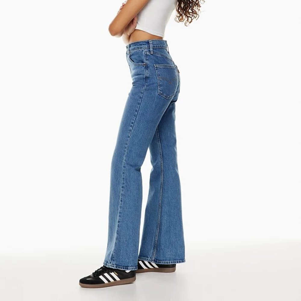 Levi's Dark Wash 70s High Flare‎ Jeans